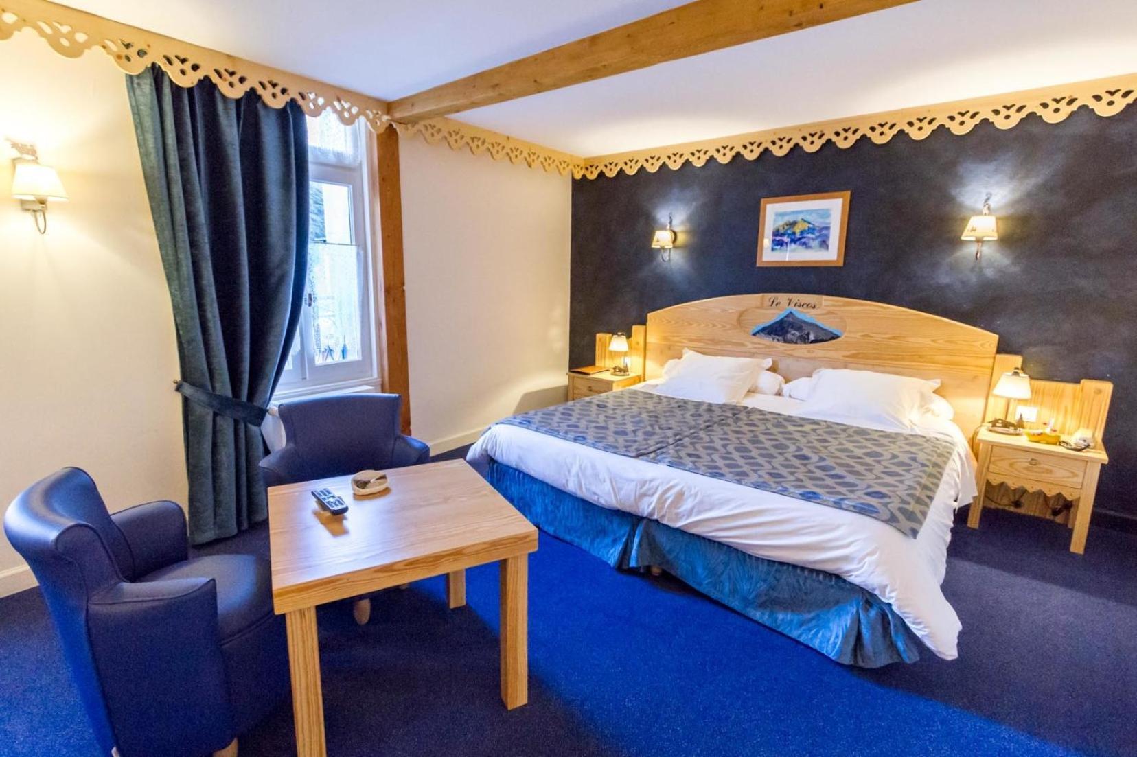 Le Bois Joli Hotel 3*