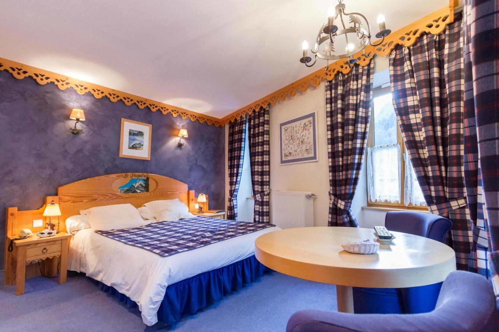 Le Bois Joli Hotel